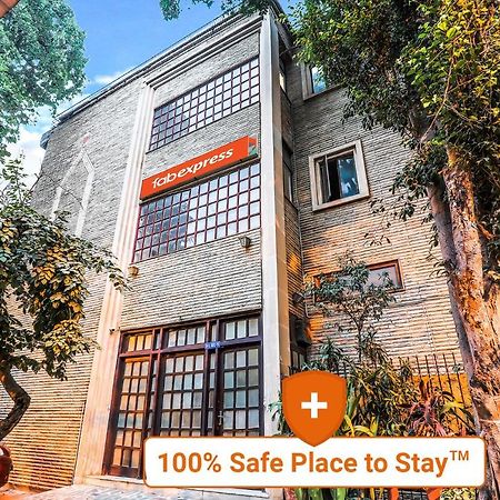 Hotel Fabexpress Hemkunt Mansion Noida Esterno foto